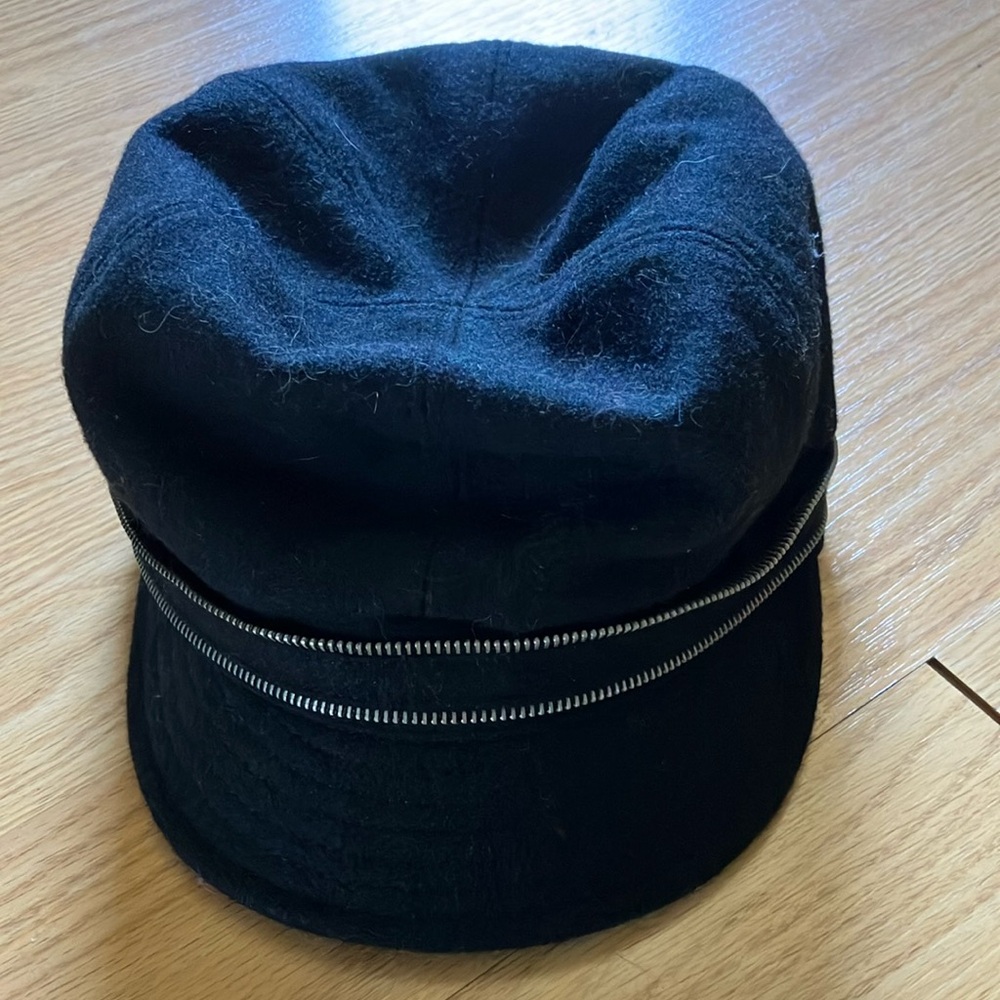 August Hats Black Cap with Silver Accent